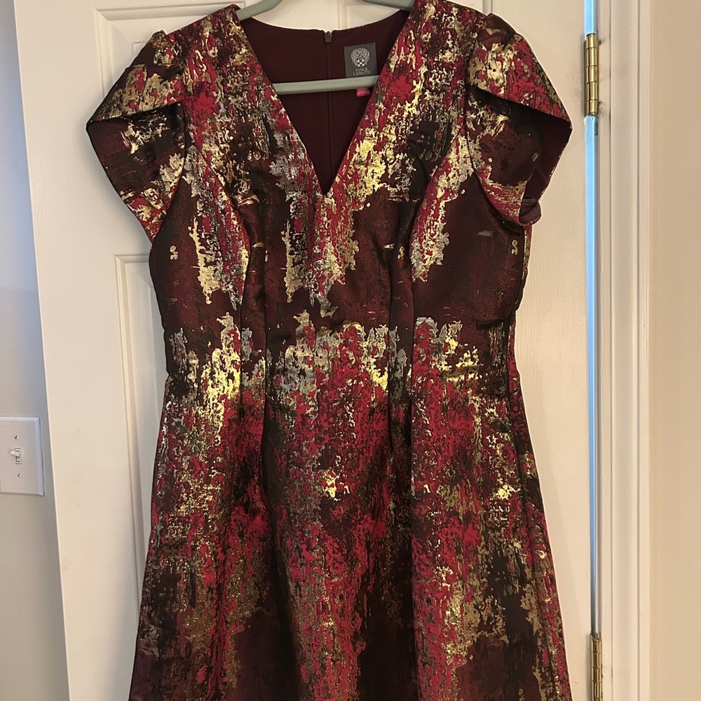 Vince Camuto Red and Gold Dress